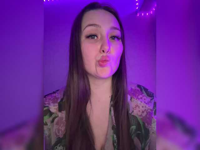 SweetyW-'s BongaCams show and profile