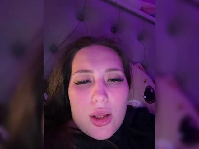 SweetyW-'s BongaCams show and profile