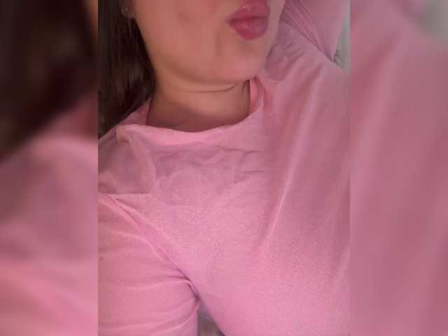 SweetyW-'s BongaCams show and profile