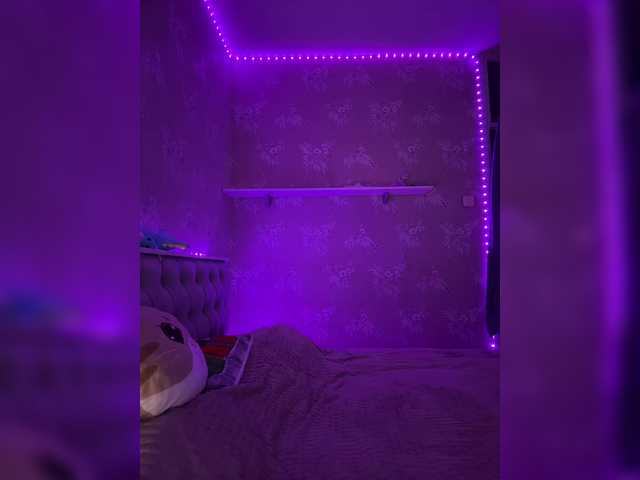 SweetyW-'s BongaCams show and profile