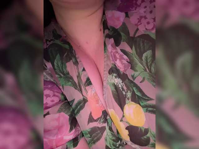 SweetyW-'s BongaCams show and profile