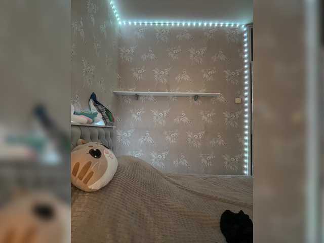 SweetyW-'s BongaCams show and profile