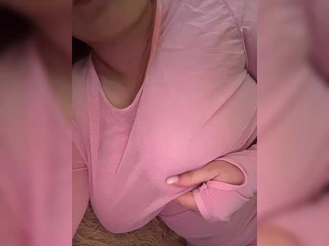 SweetyW-'s BongaCams show and profile