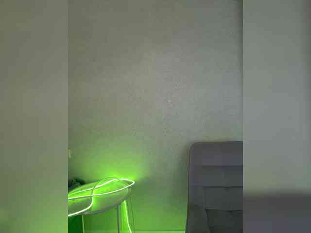 SweetySonya webcam