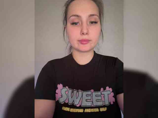 SweetySonya webcam