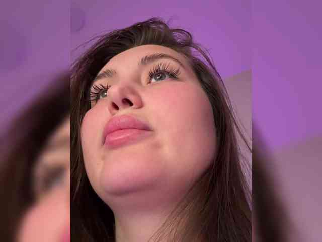 SweetySonya webcam