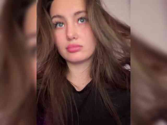 SweetySonya webcam