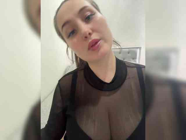 SweetySonya webcam
