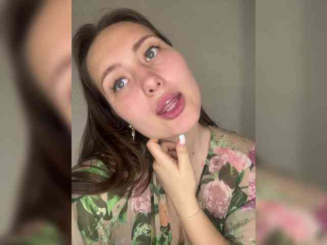 SweetySonya webcam