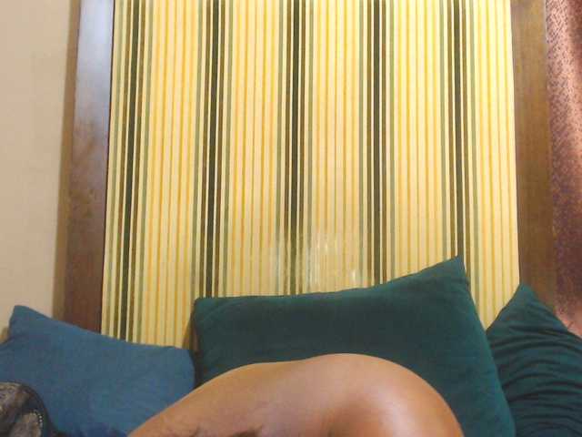 Bustytitsxx22's BongaCams show and profile