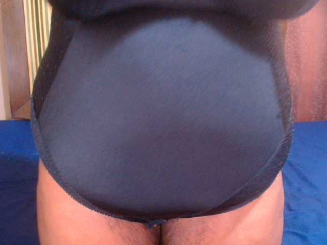 Bustytitsxx22's BongaCams show and profile