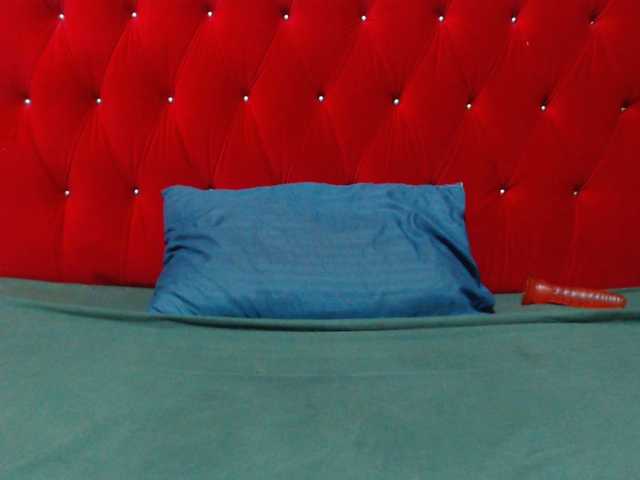 Bustytitsxx22 from BongaCams