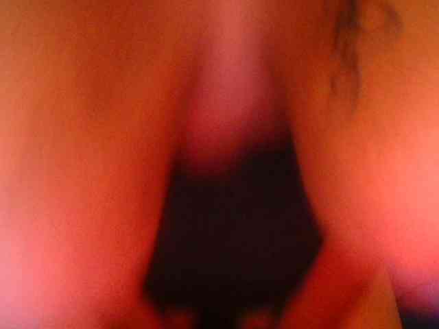 Bustytitsxx22 webcam