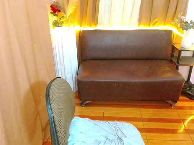 Sassymistress Live Webcam on BongaCams