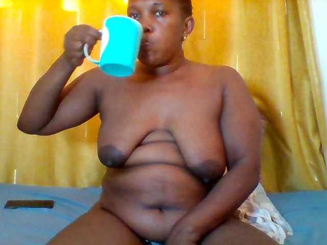 Queenafrica's BongaCams show and profile