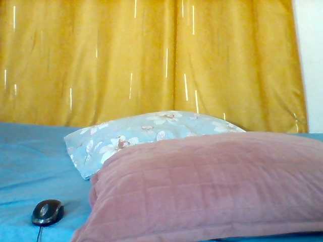 Queenafrica's BongaCams show and profile