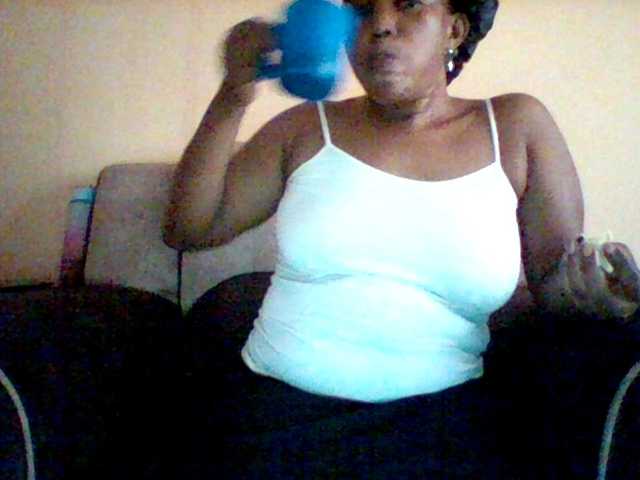 Queenafrica's BongaCams show and profile