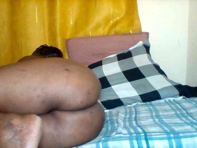 Queenafrica webcam