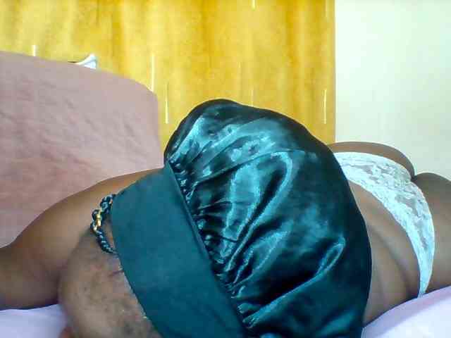 Queenafrica webcam