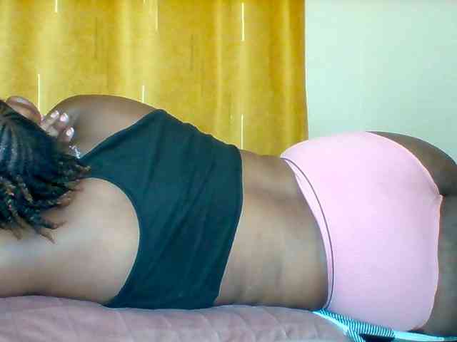 Queenafrica webcam