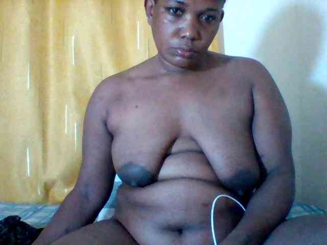 Queenafrica webcam