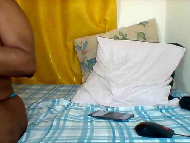 Queenafrica webcam