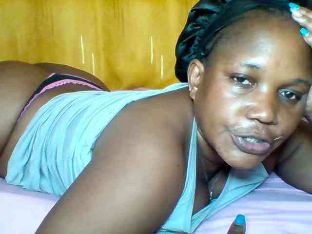 Queenafrica webcam