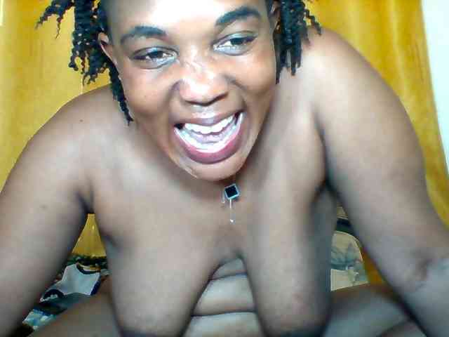 Queenafrica webcam