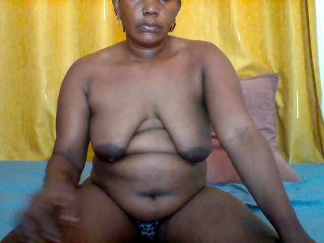 Queenafrica webcam