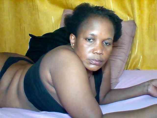 Queenafrica webcam