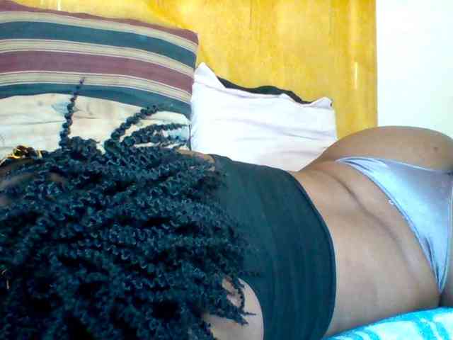 Queenafrica webcam