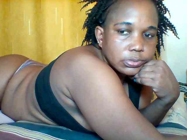 Queenafrica webcam