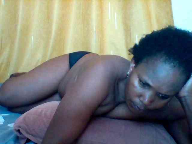 Queenafrica webcam