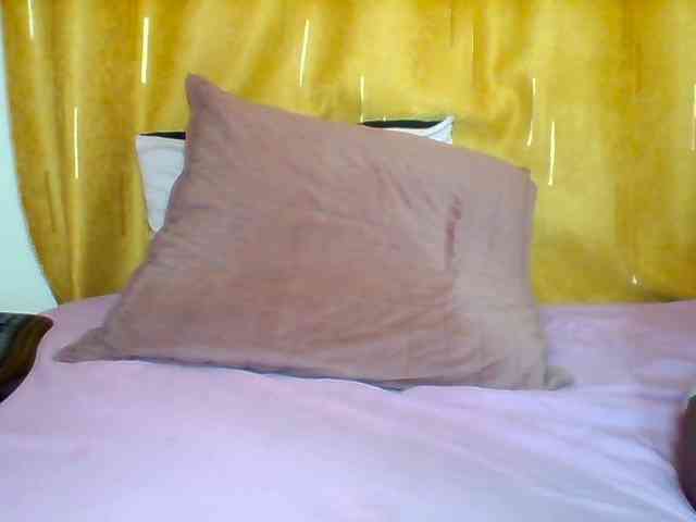 Queenafrica webcam