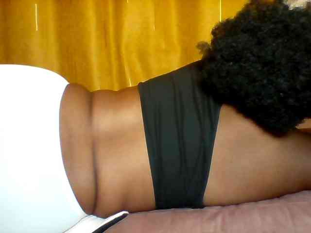 Queenafrica webcam