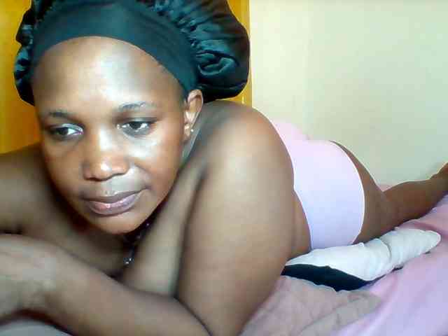 Queenafrica webcam