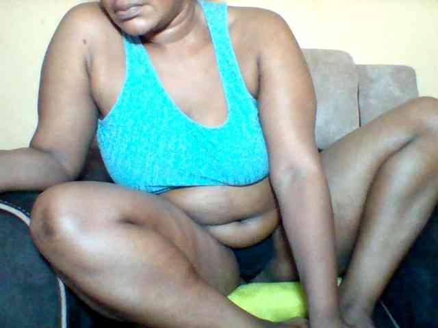 Queenafrica webcam