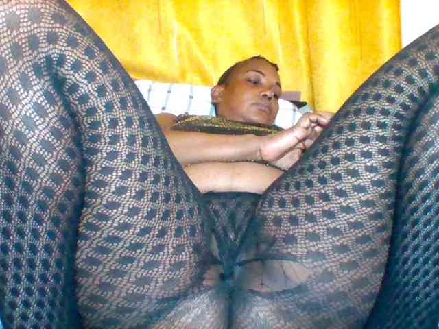 Queenafrica webcam