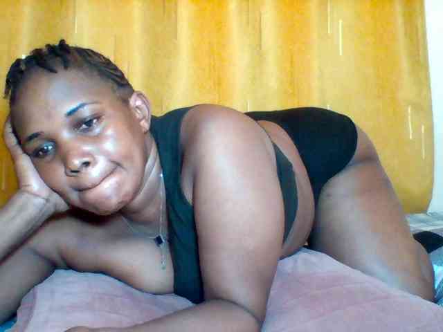 Queenafrica webcam