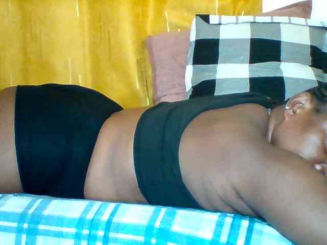 Queenafrica webcam