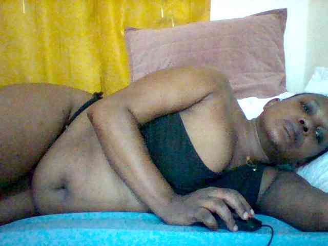 Queenafrica webcam