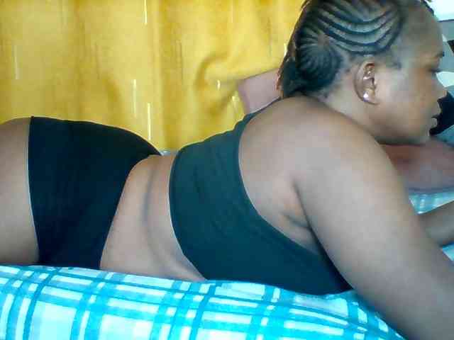 Queenafrica webcam