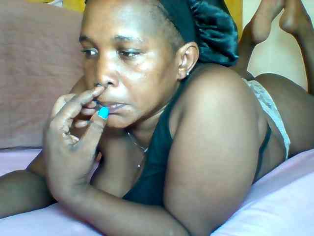 Queenafrica webcam