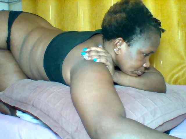 Queenafrica webcam