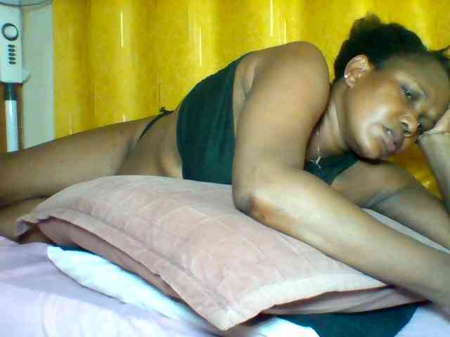 Queenafrica webcam