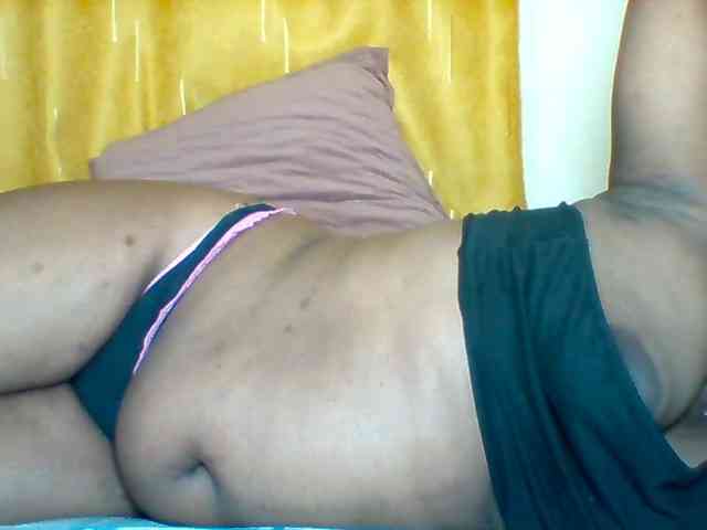 Queenafrica webcam