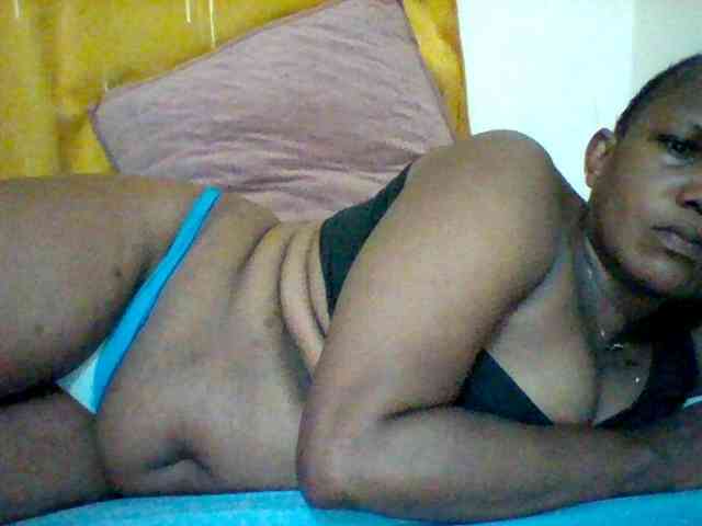 Queenafrica webcam