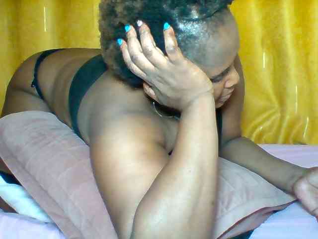 Queenafrica webcam