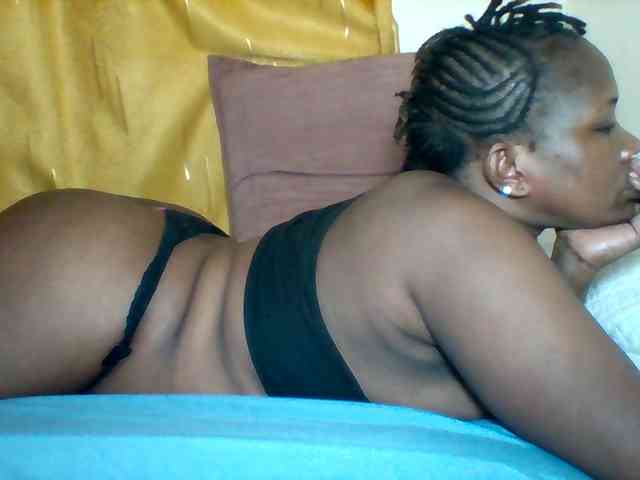 Queenafrica webcam