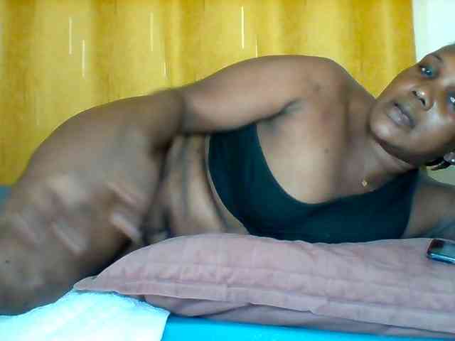 Queenafrica webcam